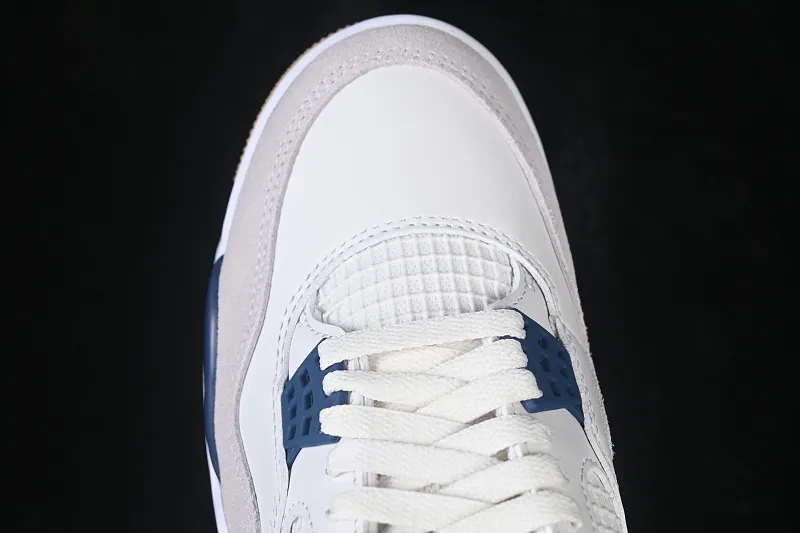 All categories Air Jordan Jordan series basketball shoes Air Jordan 4 LJR version Nike SB x Air Jordan 4 "Navy" AJ4 Joe 4 joint white and blue DR5415-100